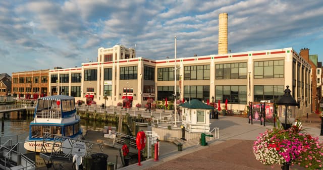 Torpedo Factory Art Center